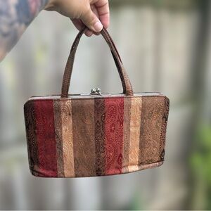 Vintage Paisley Tapestry Handbag With Kisslock Clasp Est 50s-70s Unbranded